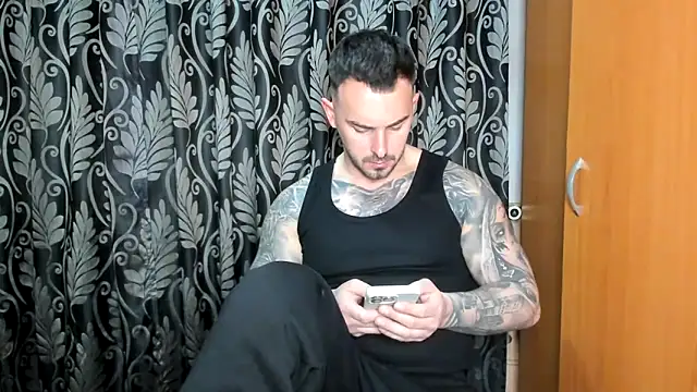 Jonmusclemaster online show from April 10, 2026, 7:51 pm