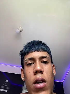 Alan Cute18 online show from July 28, 2026, 5:01 pm