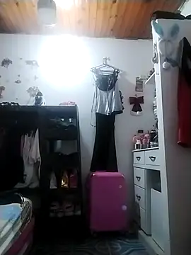 Snapshot of kiara_milf_ chatting on April 2, 2026, 4:48 pm kiara milf online show from April 2, 2026, 4:48 pm