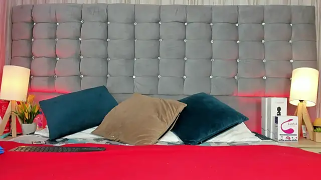 Poacahontasfg online show from September 28, 2025, 4:07 am