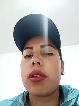  andrea30 online show from March 25, 2026, 11:38 am