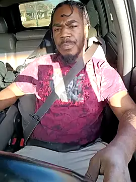 Snapshot of MRHANDSOME3800 chatting on February 24, 2025, 9:09 pm MRHANDSOME3800 online show from February 24, 2025, 9:09 pm