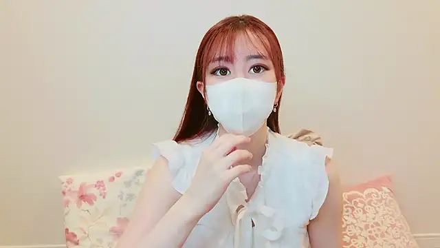 chat MIYU online show from May 11, 2026, 12:11 pm