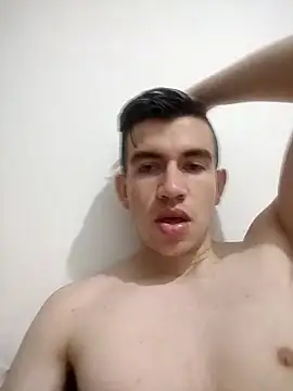 MikaelSlow online show from February 26, 2026, 4:22 am