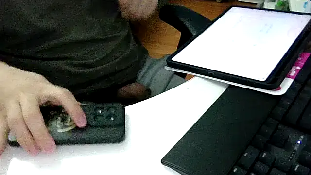 big-pig online show from March 29, 2026, 11:21 am