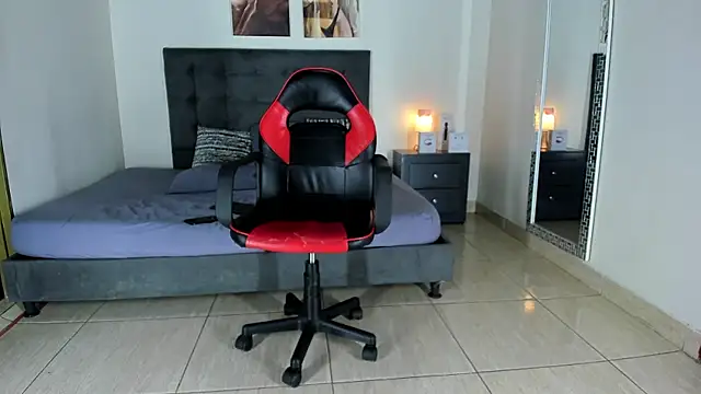 Snapshot of MarilynDavies chatting on January 22, 2025, 10:48 pm MarilynDavies online show from January 22, 2025, 10:48 pm