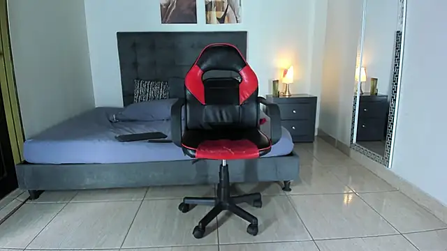 Snapshot of MarilynDavies chatting on January 24, 2025, 9:47 pm MarilynDavies online show from January 24, 2025, 9:47 pm