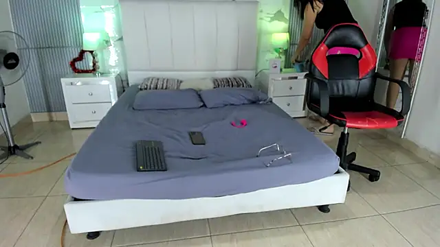 Snapshot of MarilynDavies chatting on February 13, 2025, 9:49 pm MarilynDavies online show from February 13, 2025, 9:49 pm