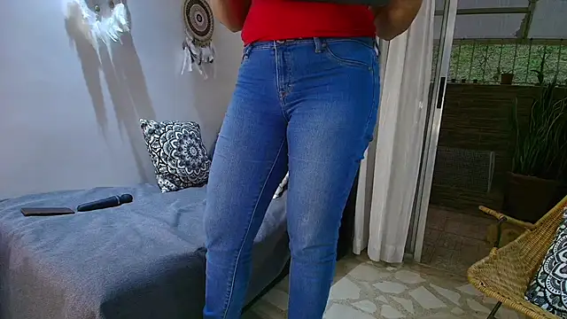 Snapshot of MarilynDavies chatting on March 20, 2025, 4:09 pm MarilynDavies online show from March 20, 2025, 4:09 pm