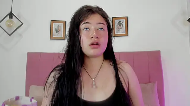 GENNESIS LOVE online show from September 12, 2025, 12:11 am