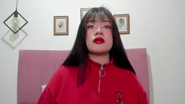 GENNESIS LOVE online show from November 4, 2025, 3:05 am