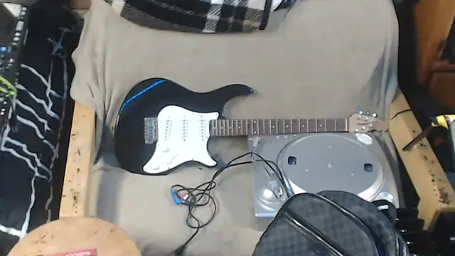 tongueispowerr6d9 online show from March 10, 2026, 11:43 pm