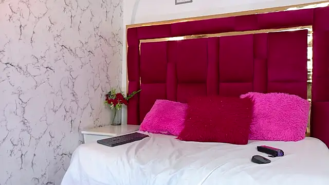 CoralHarrinson online show from February 12, 2026, 8:15 pm