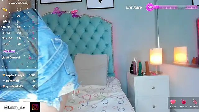 Snapshot of emmy_lander chatting on January 9, 2025, 5:11 pm emmy lander online show from January 9, 2025, 5:11 pm