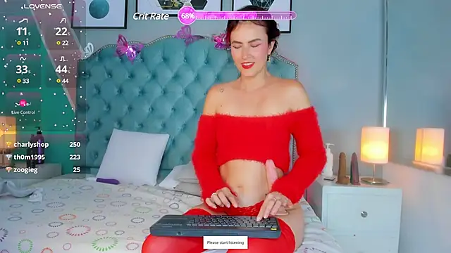 Snapshot of emmy_lander chatting on February 5, 2025, 10:01 pm emmy lander online show from February 5, 2025, 10:01 pm