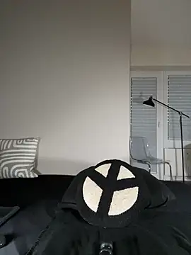 Lena Blom online show from March 12, 2026, 5:30 pm