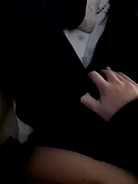 Snapshot of Mary_anes chatting on February 19, 2025, 11:04 pm Mary anes online show from February 19, 2025, 11:04 pm