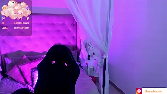 Hanna  Becker  online show from March 7, 2026, 3:36 am