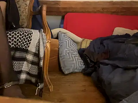 Snapshot of alexheels_boots chatting on December 7, 2024, 4:42 am alexheels boots online show from December 7, 2024, 4:42 am