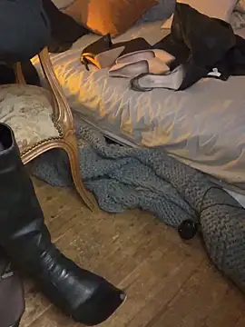 Snapshot of alexheels_boots chatting on February 20, 2025, 4:50 am alexheels boots online show from February 20, 2025, 4:50 am