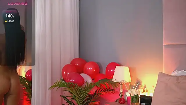 AlmaLuv online show from February 18, 2025, 4:48 am