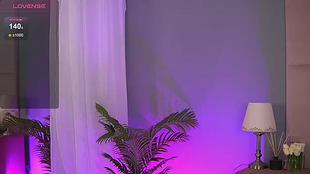 AlmaLuv online show from March 10, 2025, 10:59 am