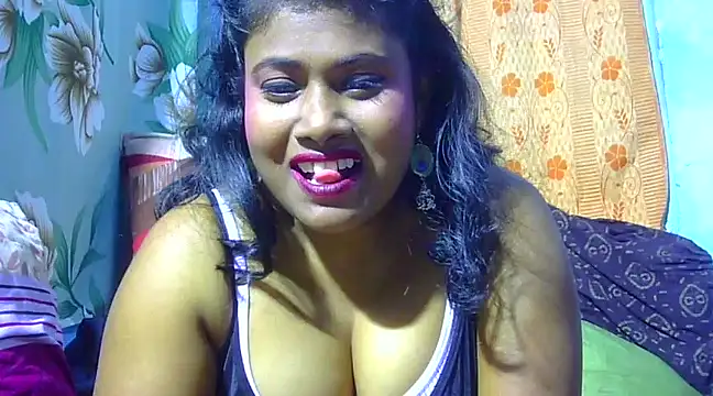 sexy roma online show from January 9, 2025, 6:04 pm