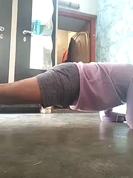 wildboy simon online show from December 15, 2024, 4:40 am