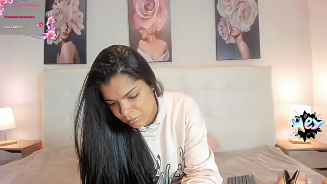 Snapshot of Sweetdreamses_ chatting on January 19, 2025, 12:28 pm Sweetdreamses online show from January 19, 2025, 12:28 pm