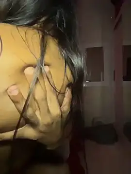 Snapshot of Indiazinhax chatting on February 14, 2026, 3:25 am Indiazinhax online show from February 14, 2026, 3:25 am