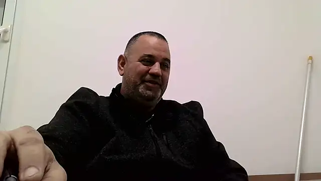 your man85 online show from January 26, 2025, 6:37 pm