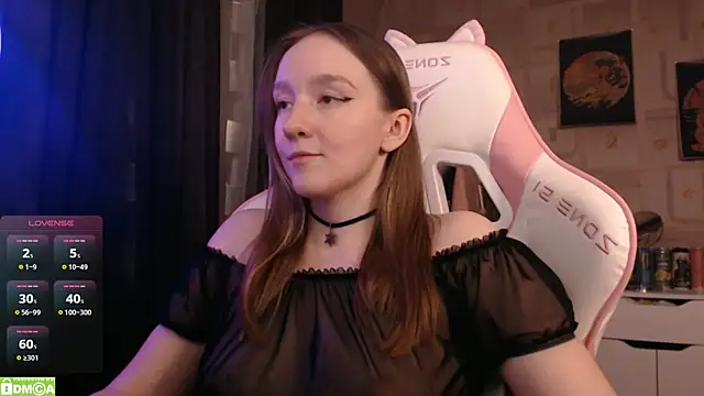 MoonlishSiren online show from March 22, 2025, 9:31 pm