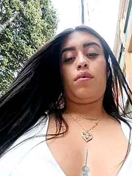 Freyja300 online show from February 3, 2025, 5:24 pm