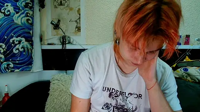 Snapshot of Sophie_Bell chatting on June 4, 2026, 4:35 pm Sophie Bell online show from June 4, 2026, 4:35 pm