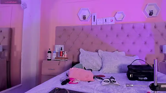 MelodyBliss online show from February 25, 2025, 9:24 pm