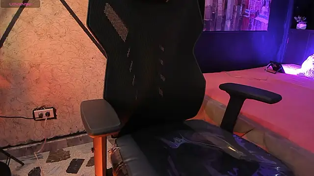 MelodyBliss online show from March 12, 2026, 9:43 pm