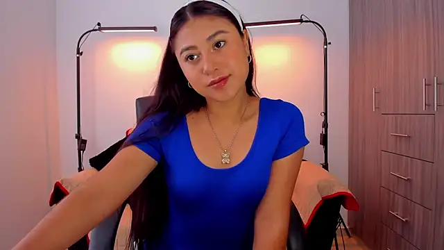 cloy baby   online show from September 9, 2025, 11:43 am