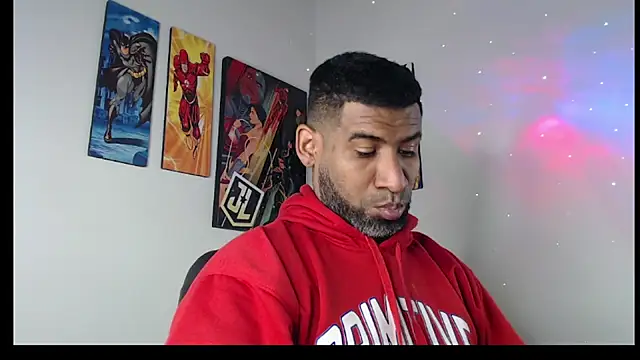 Snapshot of Enriblack92 chatting on February 19, 2025, 11:25 pm Enriblack92 online show from February 19, 2025, 11:25 pm