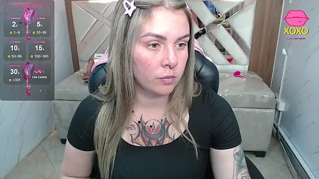 Snapshot of Paula_b_ chatting on May 6, 2026, 12:54 pm Paula b online show from May 6, 2026, 12:54 pm