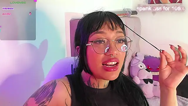 Akari1 Mischief online show from January 4, 2025, 4:23 am