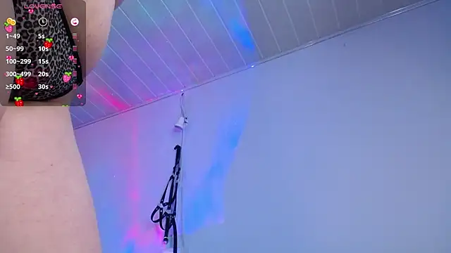 Layna cold online show from March 19, 2025, 3:40 pm