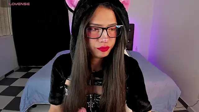 paula kawaiifu  online show from January 14, 2025, 2:22 pm