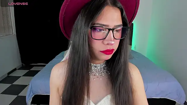 paula kawaiifu  online show from January 30, 2025, 2:04 pm