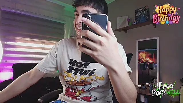 thiago rockwelll online show from September 25, 2025, 10:24 pm