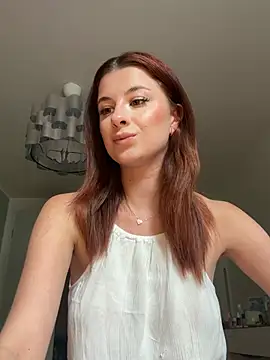 Mia-Minou online show from July 2, 2026, 12:55 pm