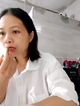 Snapshot of Aninyin22 chatting on January 16, 2026, 12:58 am Aninyin22 online show from January 16, 2026, 12:58 am