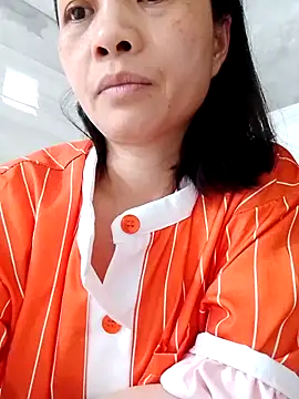 Snapshot of Aninyin22 chatting on March 16, 2026, 6:39 am Aninyin22 online show from March 16, 2026, 6:39 am