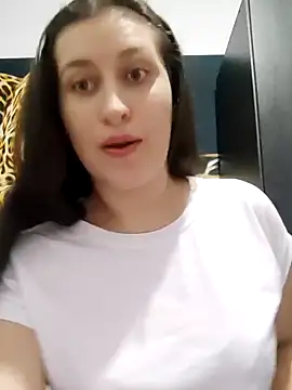 dulccemaria24 online show from January 28, 2025, 3:36 am