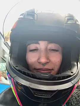 Lunapage online show from March 4, 2025, 1:06 pm