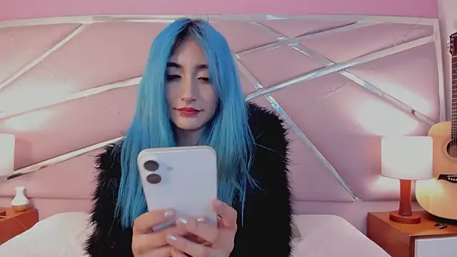 Lunapage online show from March 17, 2025, 1:08 pm